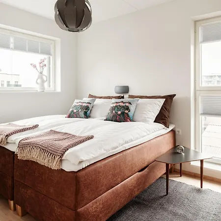 W In Harbour District, Free Parking *