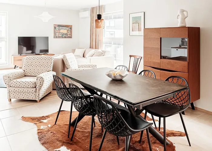 W In Harbour District, Free Parking * 塔林